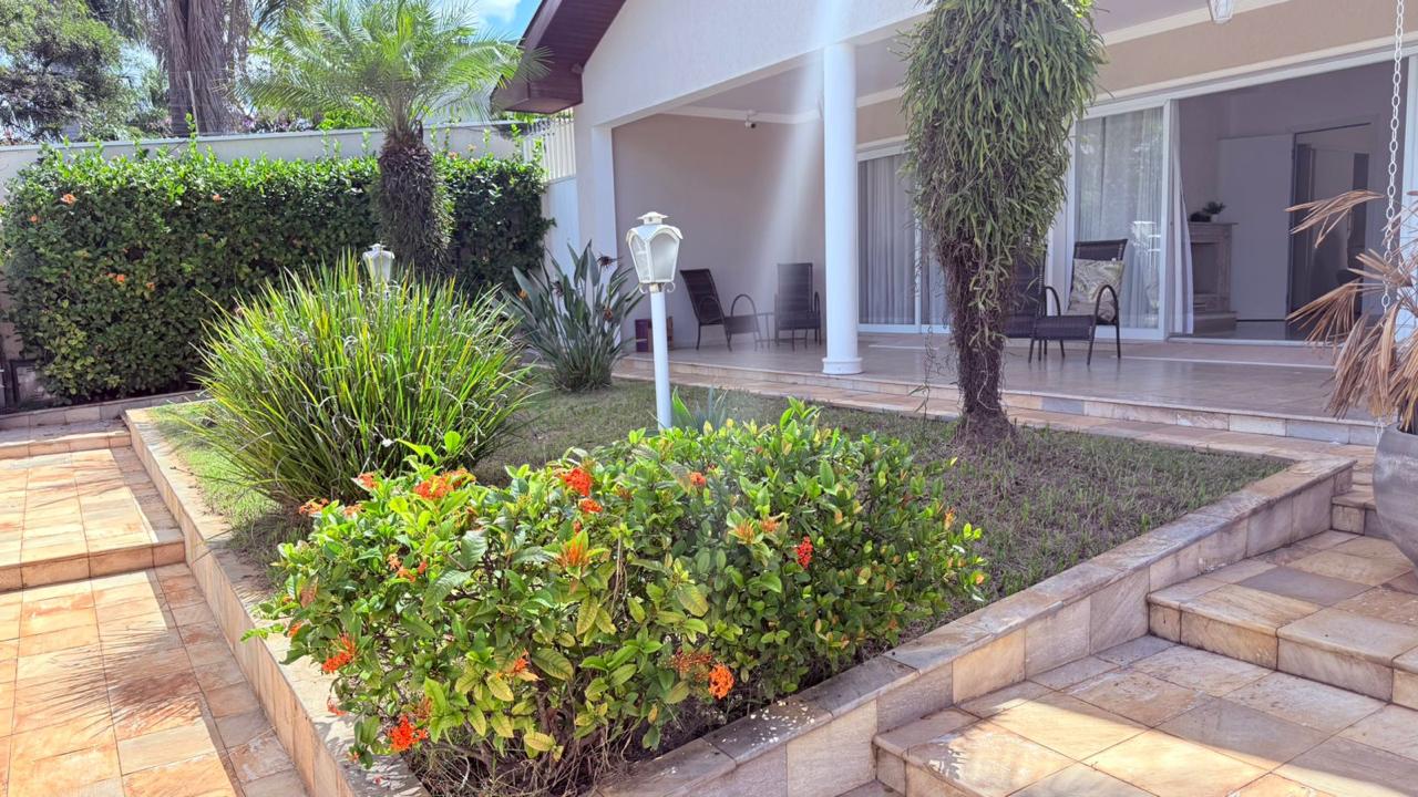 Varanda e Jardim da Unidade 3